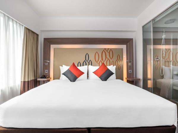 Hilton Garden Inn Bangkok Silom : photo 2 de la chambre chambre lit king-size