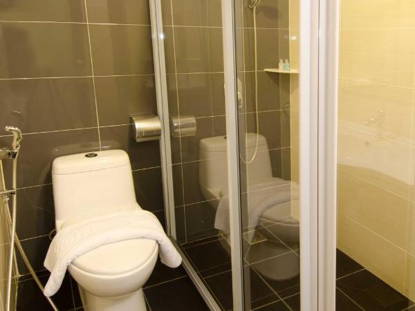 Hotel Nusa CT : photo 6 de la chambre chambre lit king-size supérieure