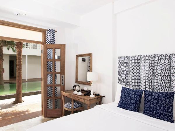 Adhisthana Hotel Yogyakarta : photo 1 de la chambre hébergement double supérieur - vue sur piscine