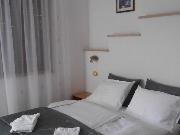 Villa Kristina : photo 6 de la chambre chambre double Économique
