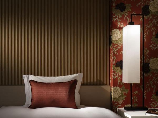 Kobe Minato Onsen Ren : photo 4 de la chambre deluxe twin room with tatami area and terrace - ocean view