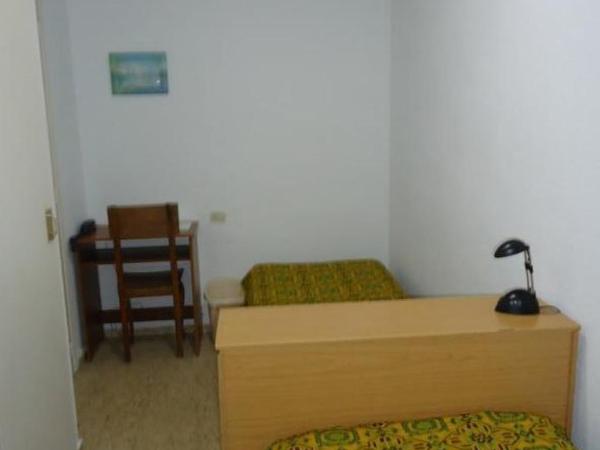 Residència Restaurant Indalo : photo 4 de la chambre chambre double ou lits jumeaux