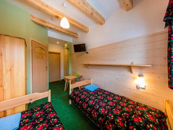 Hotel Górski Kalatówki : photo 6 de la chambre chambre lits jumeaux - vue sur montagne