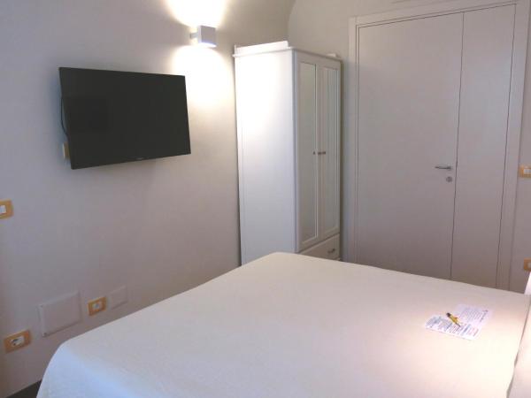 B&B Quattro Cantoni : photo 1 de la chambre studio deluxe