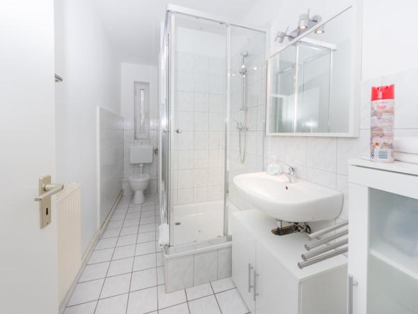 City Guesthouse Pension Berlin : photo 7 de la chambre chambre triple