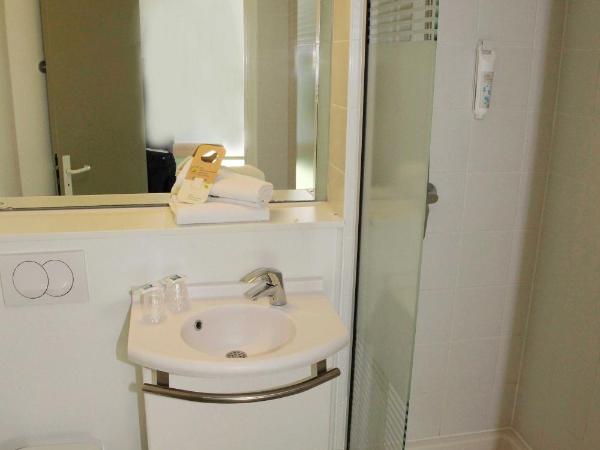 Hotel Ibis Budget Nice Palais Nikaia : photo 2 de la chambre chambre triple