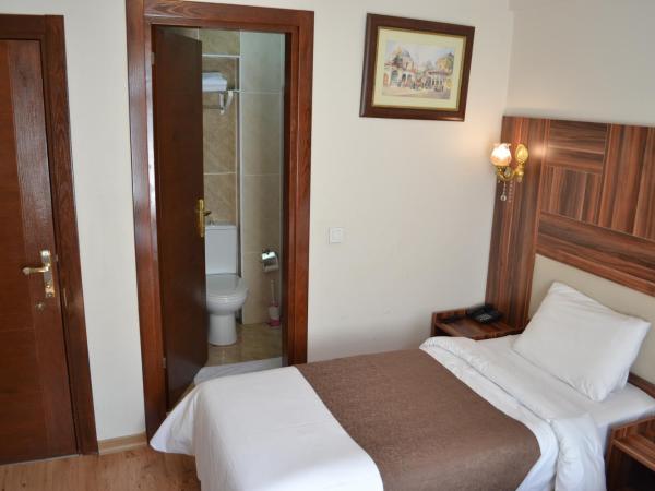 New Fatih Hotel : photo 4 de la chambre chambre simple standard