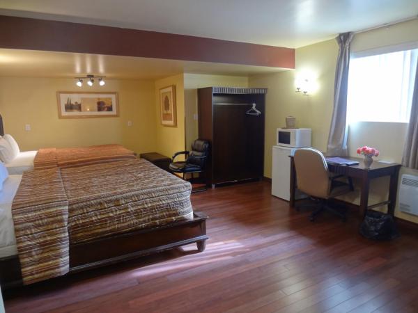 Hotel Citadelle : photo 4 de la chambre chambre familiale - sous-sol (6 adultes)