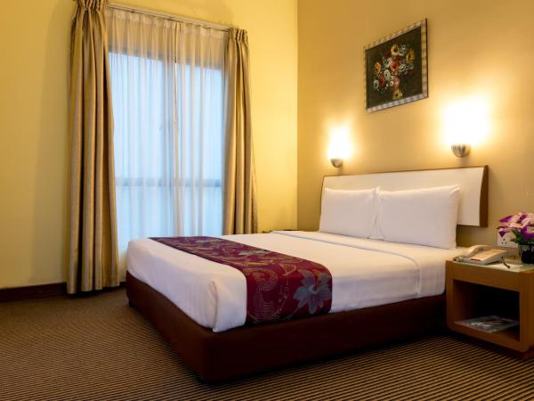 Hotel Sentral KL @ KL Sentral Station : photo 1 de la chambre chambre deluxe double ou lits jumeaux