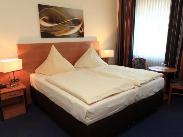 Hotel Boulevard - Superior : photo 7 de la chambre chambre lits jumeaux