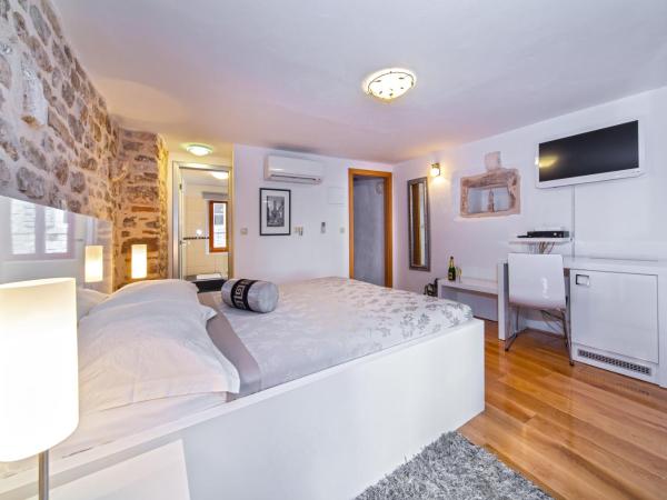 Villa Split Heritage Hotel : photo 9 de la chambre chambre double confort
