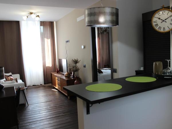 Aparthotel Dei Mercanti : photo 9 de la chambre appartement marron