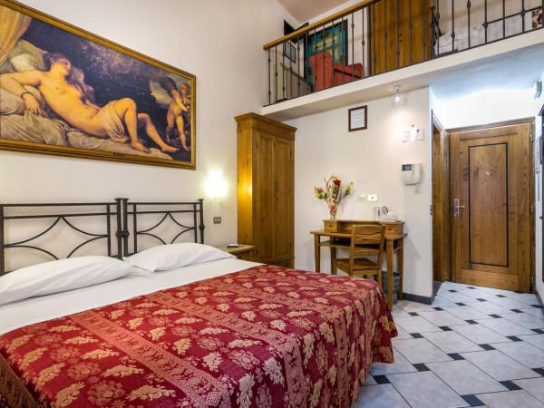 Hotel Collodi Firenze : photo 5 de la chambre chambre triple