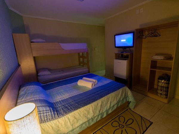 Hotel Estação Paraíso - ao lado do Metrô Paraíso e 600m da Av Paulista : photo 8 de la chambre chambre triple