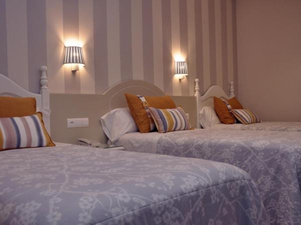 Hotel Selu : photo 4 de la chambre chambre lits jumeaux avec lit d’appoint - 301