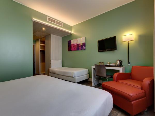 Klima Hotel Milano Fiere : photo 3 de la chambre chambre triple