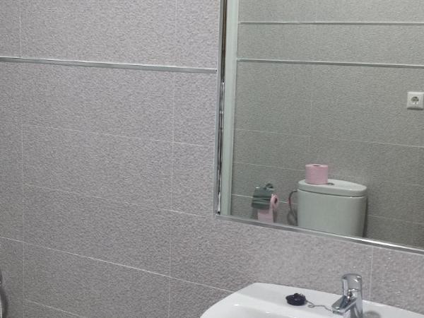 Alojamiento Jose Carlos : photo 4 de la chambre chambre double de luxe avec douche spa