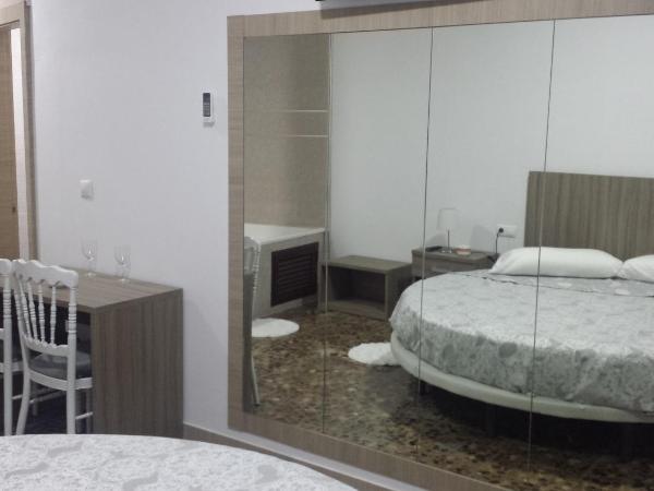 Alojamiento Jose Carlos : photo 4 de la chambre chambre lit queen-size avec baignoire spa