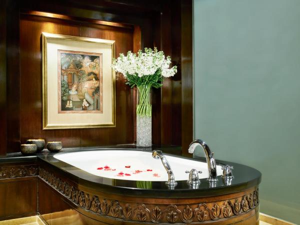 HÔTEL ANANTARA SIAM BANGKOK : photo 4 de la chambre royal suite with breakfast, afternoon tea, evening cocktails and canapes