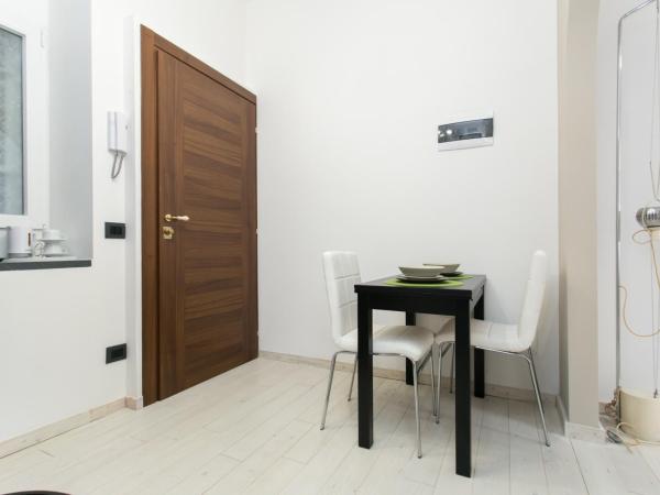 Aparthotel Dei Mercanti : photo 7 de la chambre appartement blanc
