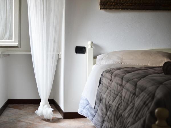 La Torre Bergamo House : photo 3 de la chambre chambre double