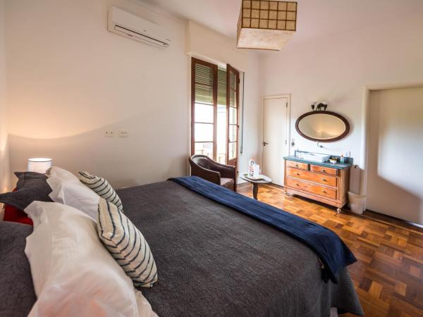Gerthrudes Bed & Breakfast : photo 1 de la chambre suite lit king-size avec balcon
