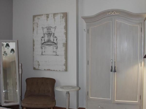 La Bastide du Bouchou : photo 9 de la chambre chambre double - vue sur piscine