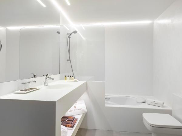 Carlemany Girona : photo 3 de la chambre chambre lits jumeaux