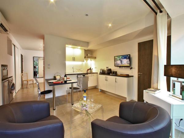 Les Jardins du Porche : photo 1 de la chambre studio de luxe avec jardin privé