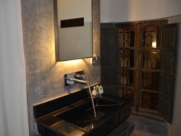 Riad Bab 54 : photo 3 de la chambre chambre double standard