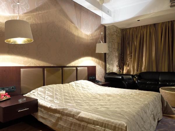 Hotel Cezaria : photo 6 de la chambre suite