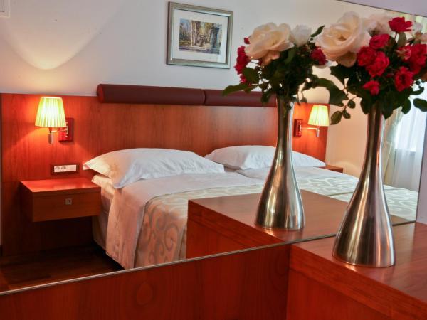 Hotel Croatia : photo 1 de la chambre chambre lits jumeaux