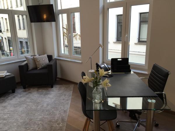Antwerp Business Suites : photo 8 de la chambre grande chambre double d'angle