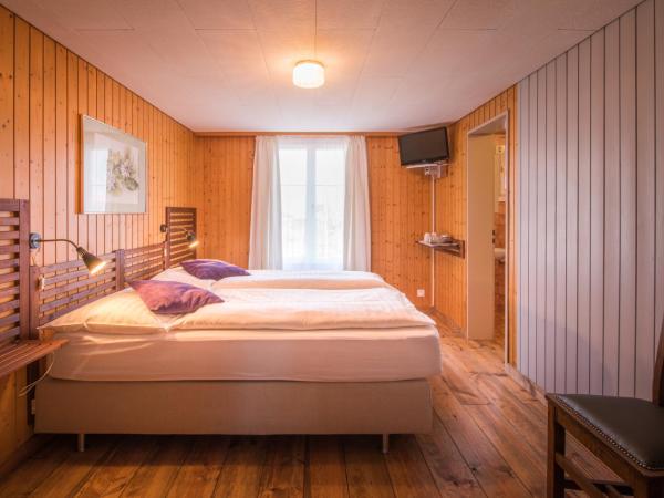 Hotel Tell and Apartments : photo 7 de la chambre chambre double