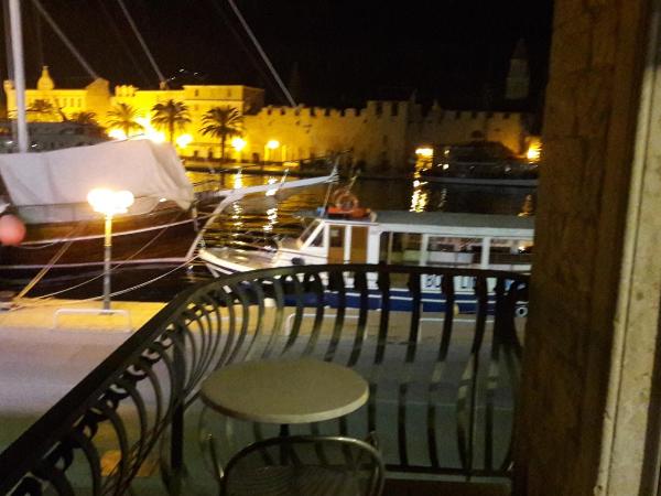 Villa Tudor : photo 2 de la chambre chambre double avec balcon - vue sur mer