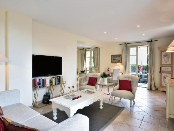 Hôtel La Grande Bastide : photo 4 de la chambre suite avec terrasse