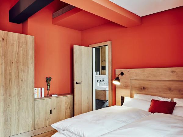 Hotel Wedina an der Alster : photo 1 de la chambre chambre double supérieure - vue sur jardin
