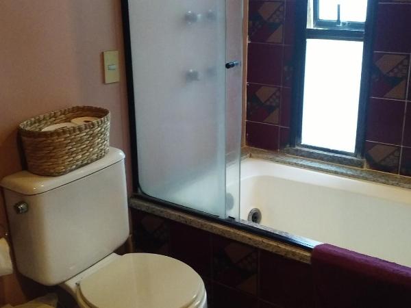 REB Casa Itanhangá : photo 6 de la chambre chambre double deluxe avec douche