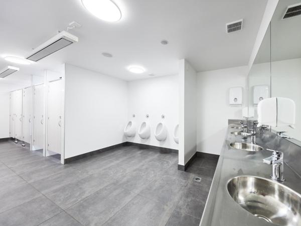 The Bealey Quarter : photo 5 de la chambre hébergement lits jumeaux avec installations communes - the lodge