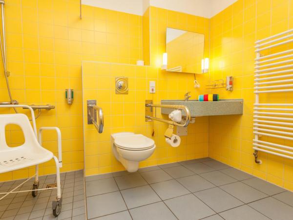 Hotel Mit-Mensch : photo 7 de la chambre chambre lits jumeaux avec douche