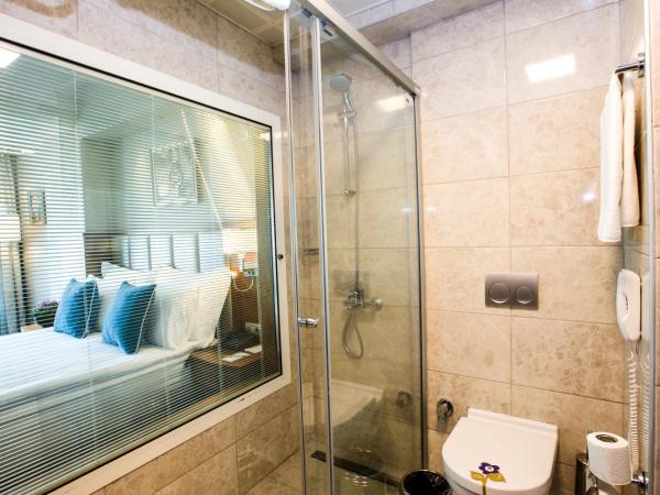 Best Western Premier Karsiyaka Convention & Spa Hotel : photo 10 de la chambre chambre lit queen-size - non-fumeurs