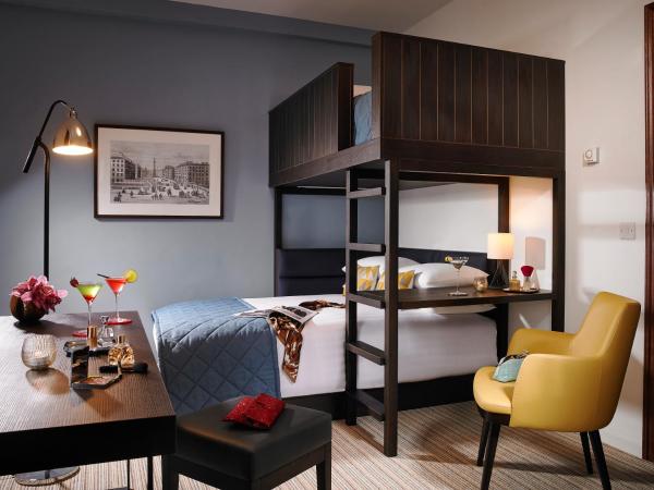 Temple Bar Hotel : photo 4 de la chambre chambre triple confortable