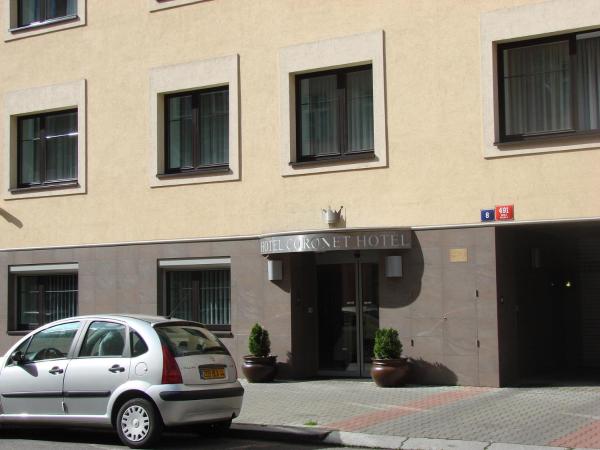 Hotel Coronet : photo 5 de la chambre chambre double ou lits jumeaux avec parking