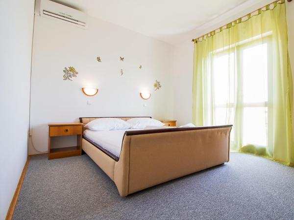 Pansion Maria : photo 7 de la chambre chambre double avec balcon