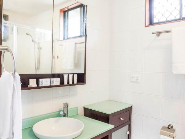 Mercure Darwin Airport Resort : photo 7 de la chambre bungalow avec lit queen-size