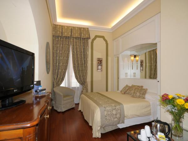 Hotel Le Isole : photo 9 de la chambre chambre double ou lits jumeaux - vue sur canal