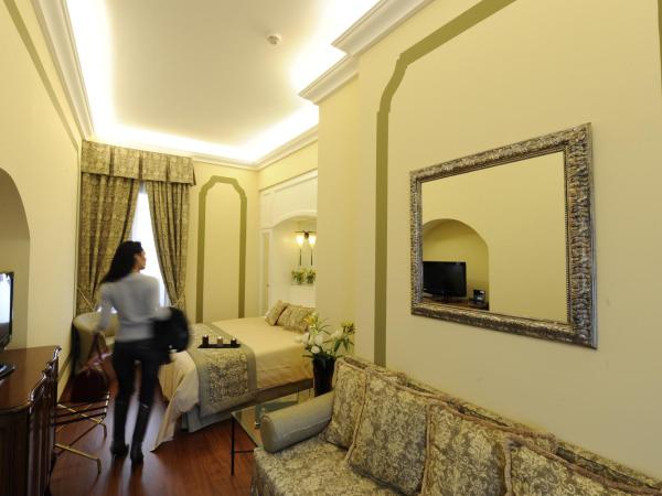 Hotel Le Isole : photo 10 de la chambre chambre double ou lits jumeaux - vue sur canal