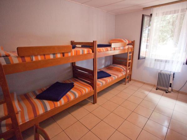 HI Hostel Pula : photo 5 de la chambre lit dans dortoir mixte de 6 lits