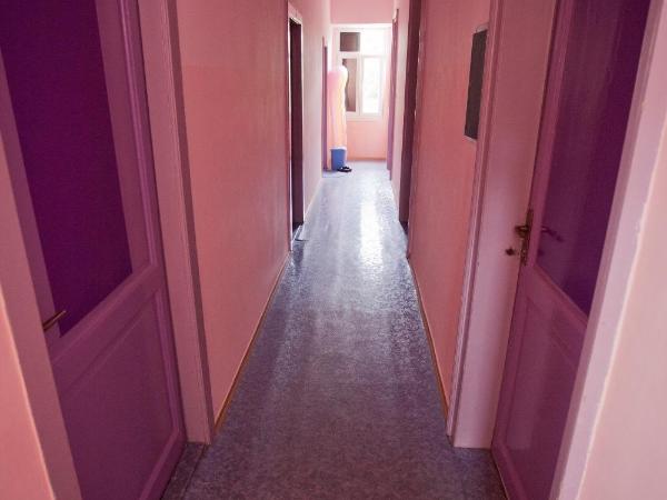 HI Hostel Pula : photo 2 de la chambre lit dans dortoir mixte de 4 lits