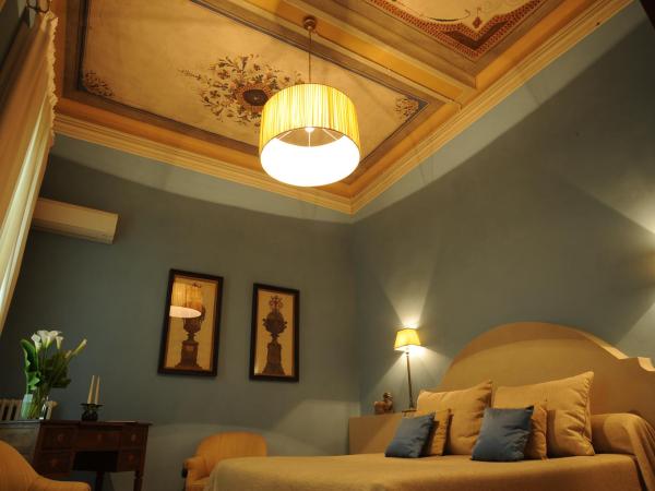 Residenza d'Epoca Palazzo Galletti : photo 4 de la chambre suite familiale